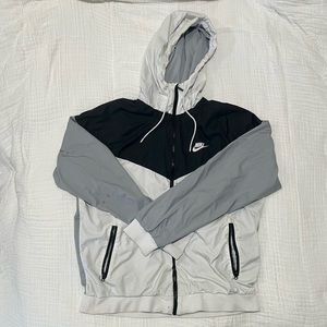 Nike Windbreaker Jacket Mens size Large Hooded Mesh Lined Red Blue